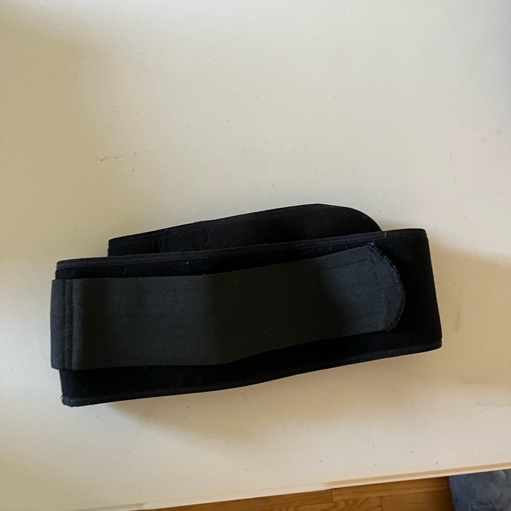 Secret Treasures Women’s Adjustable Maternity Belt XL-2XL